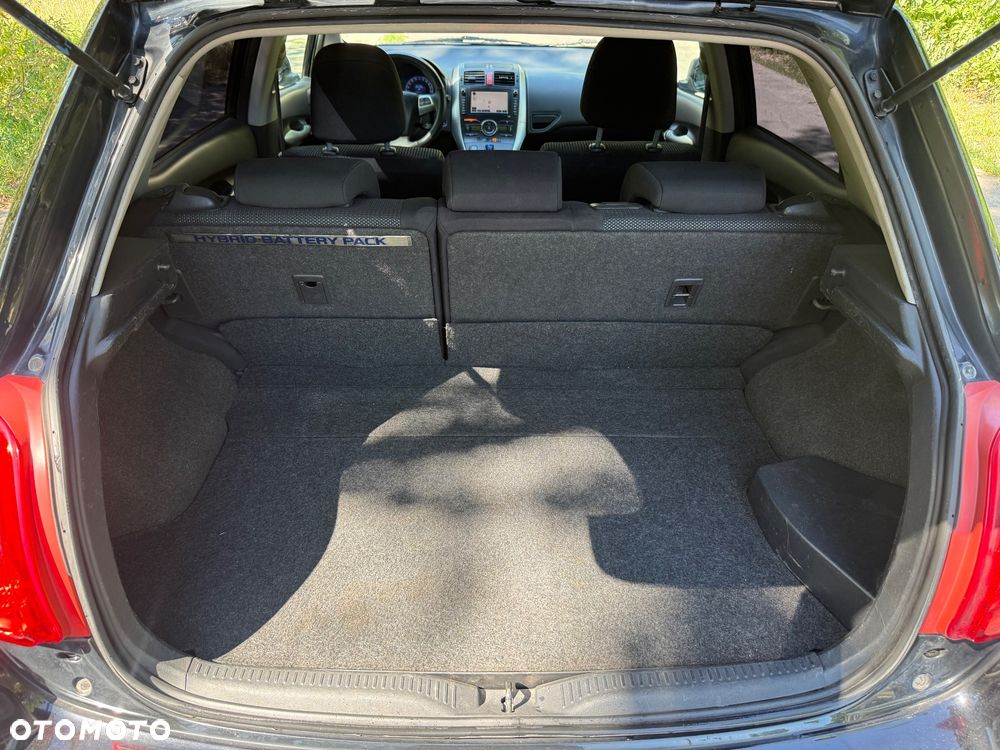 Toyota Auris 1.8 HSD Luna - 11