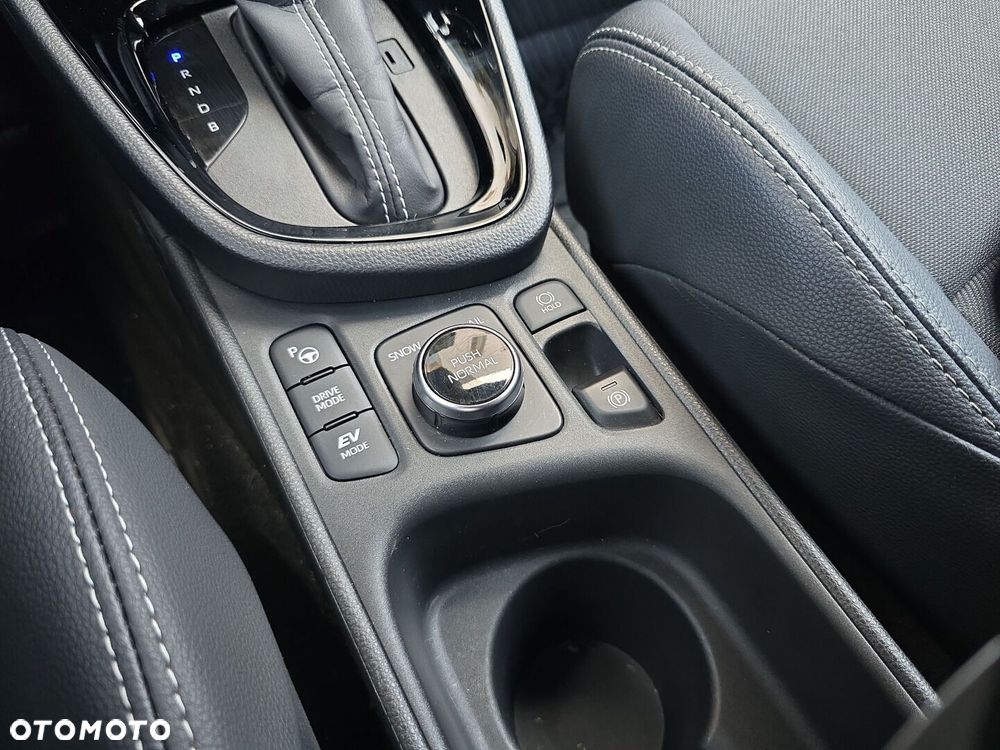 Toyota Yaris Cross Hybrid 1.5 Premiere Edition AWD - 25