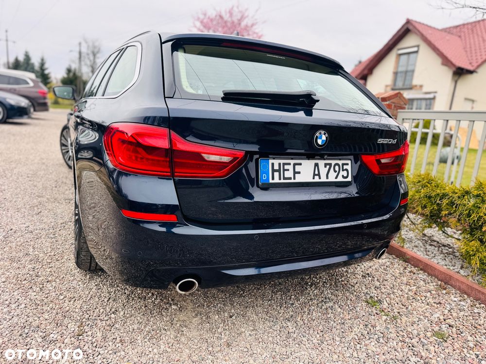 BMW Seria 5 520d Luxury Line sport - 36