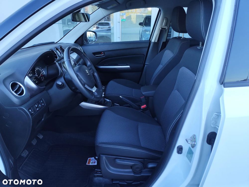 Suzuki Vitara 1.4 Boosterjet mHEV Premium Plus 2WD - 9