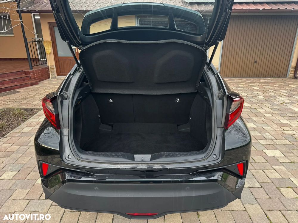 Toyota C-HR - 10