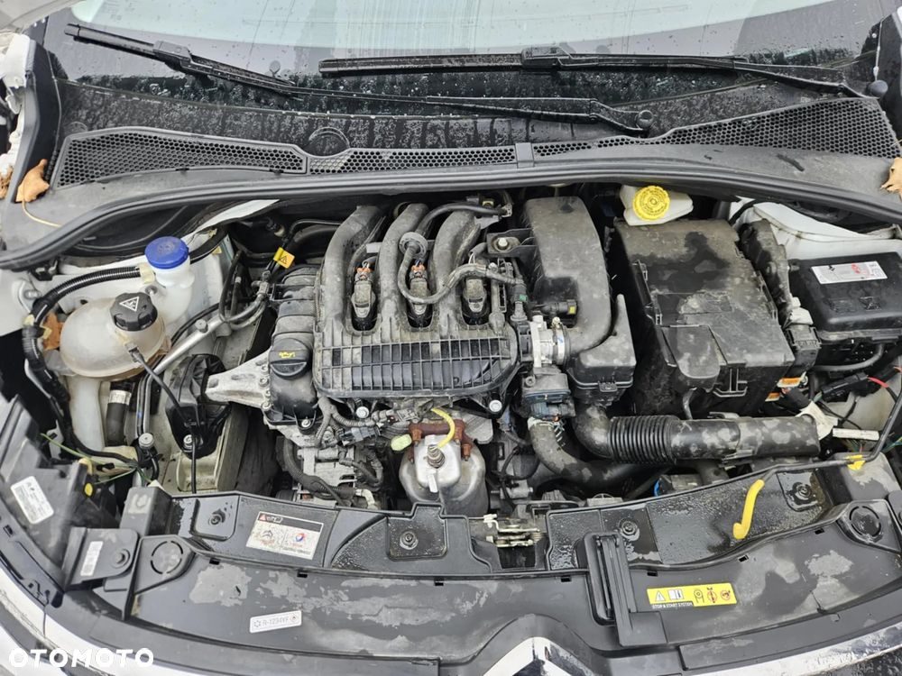 Citroën C3 Pure Tech 82 SHINE - 10