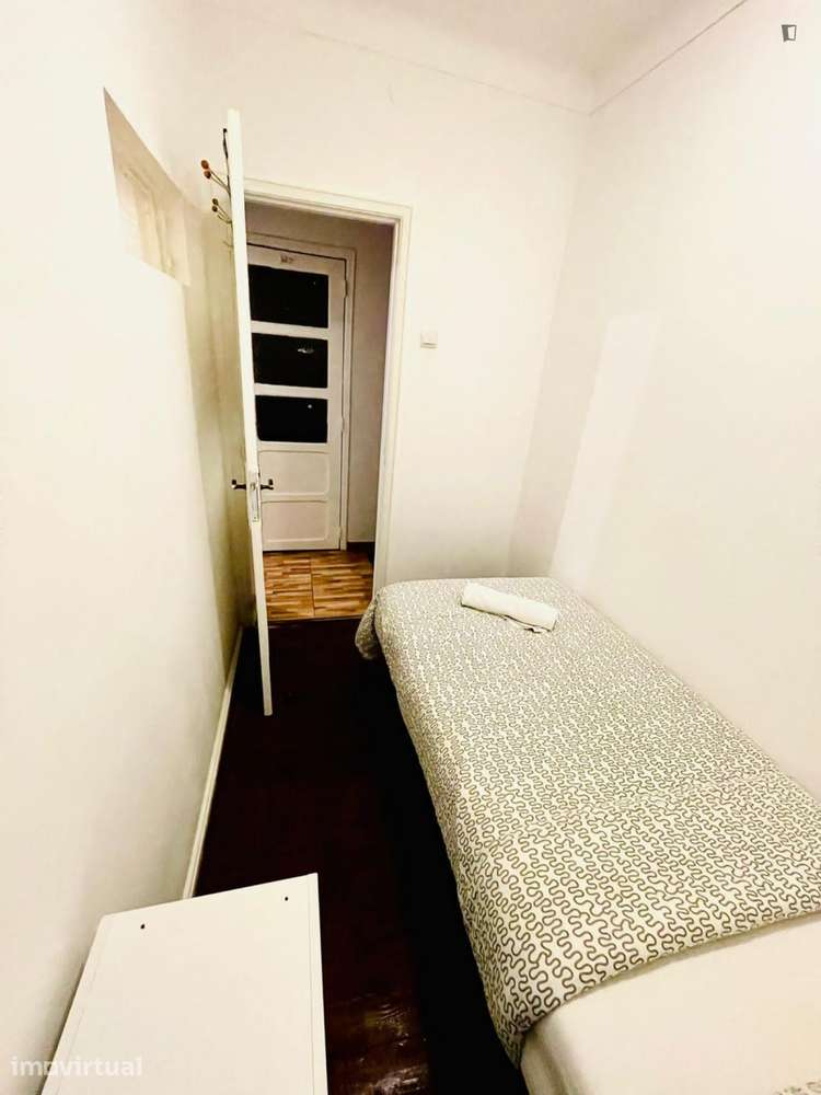 Quarto - localizado em Bairro Alto Lisbon - Grande imagem: 2/6