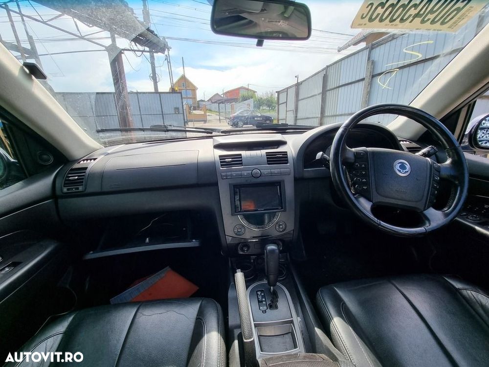 Dezmembrari dezmembrez  SsangYong Rexton Facelift 2006 2.7 D 2006 - 2012 - 5