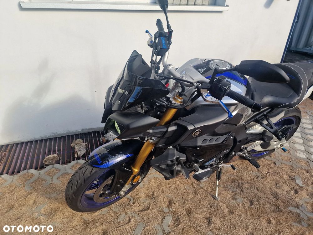 Yamaha MT - 8