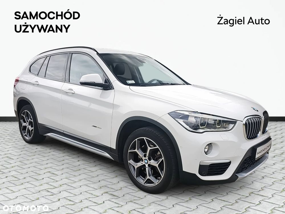 BMW X1 xDrive20i xLine - 23