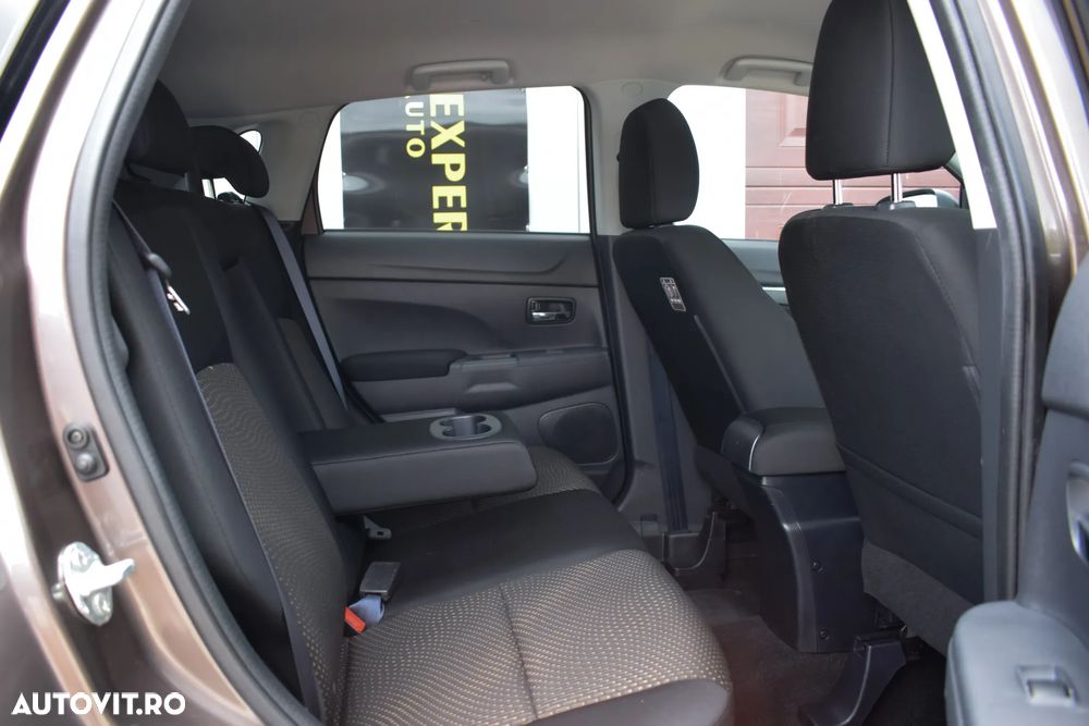 Mitsubishi ASX 1.6 2WD Invite - 12