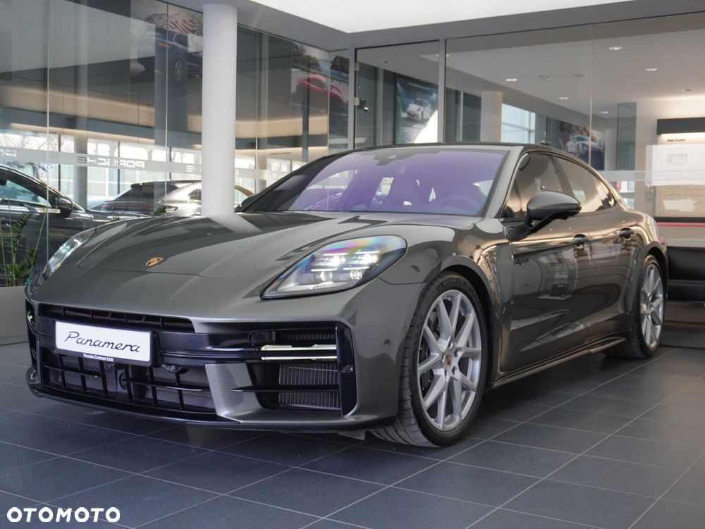 Porsche Panamera 4 E-Hybrid PHEV - 3