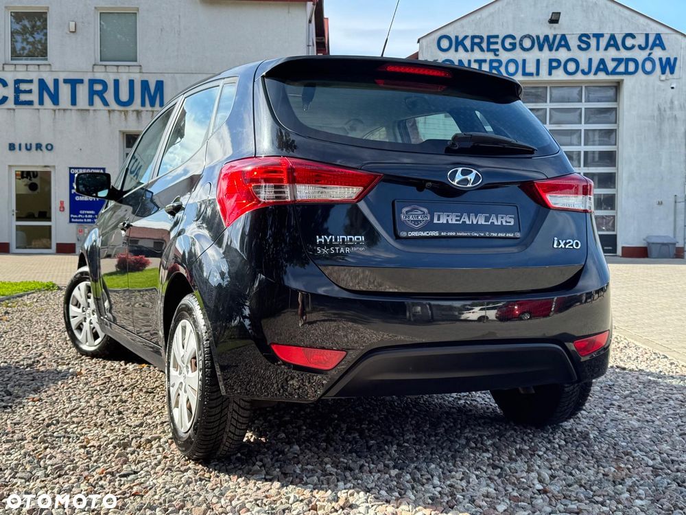 Hyundai ix20 - 11