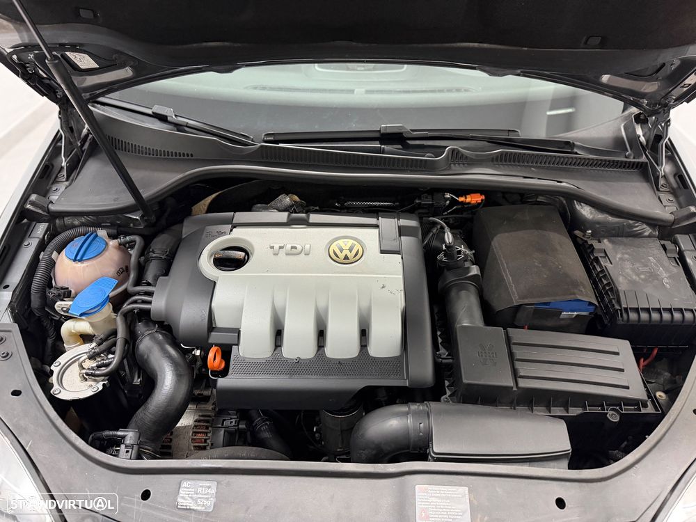 VW Golf 1.9 TDi BlueM. Trend. AC - 29