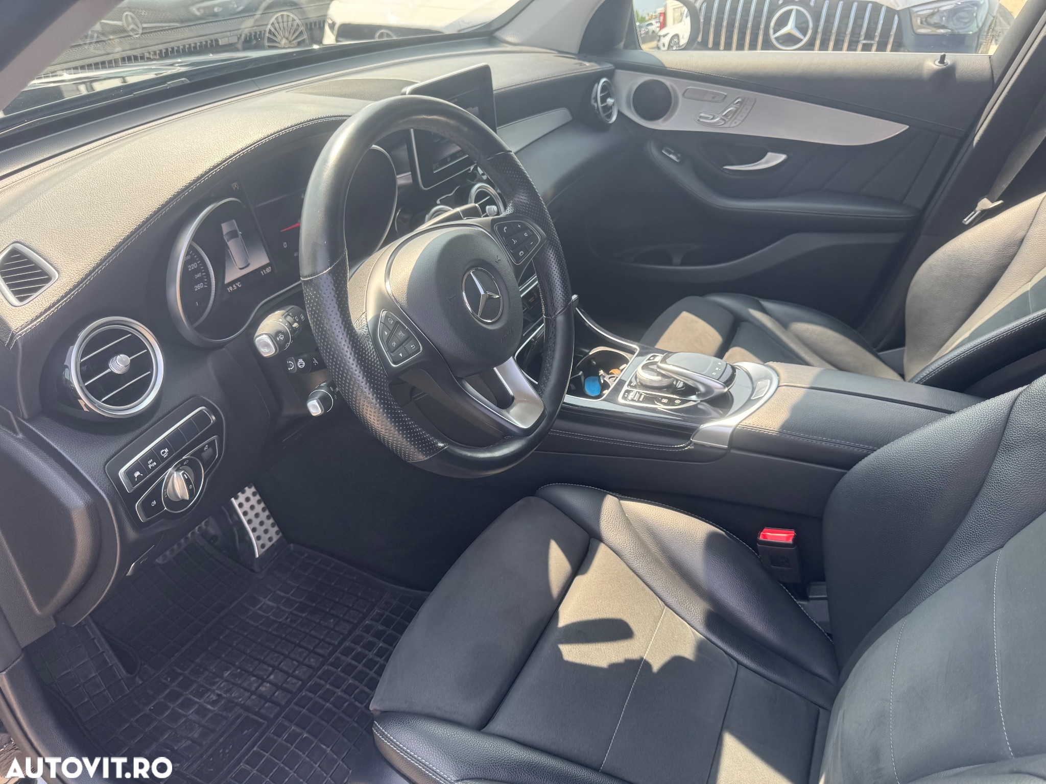 Mercedes-Benz GLC 250 d 4MATIC - 27