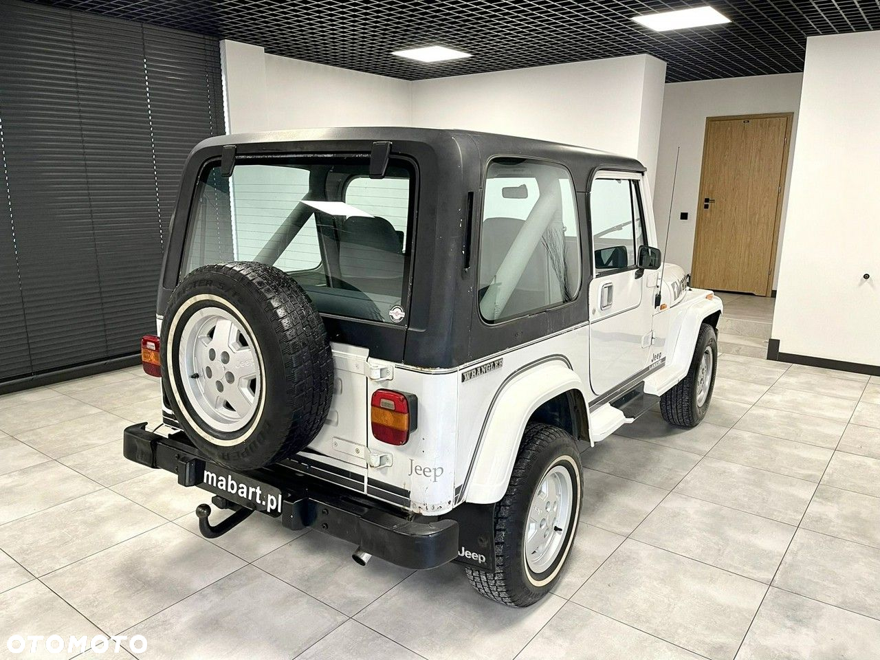 Jeep Wrangler 2.5L - 5