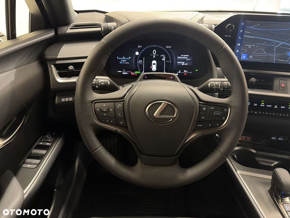 Lexus UX 300h F Sport Design - 13