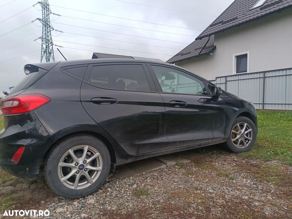 Ford Fiesta - 4
