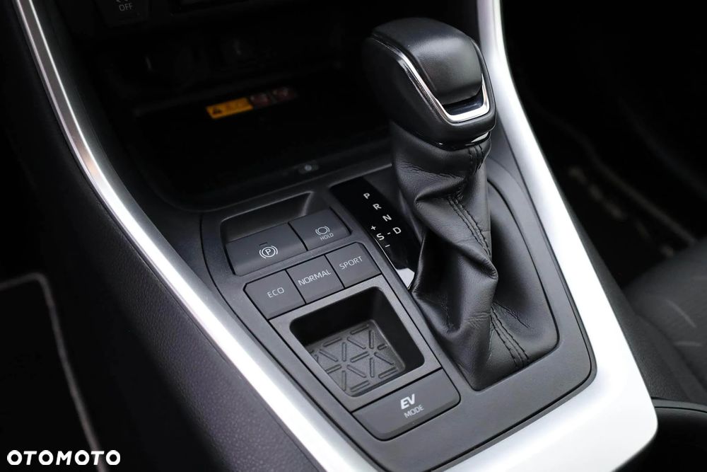 Toyota RAV4 2.5 Hybrid Comfort 4x2 - 26