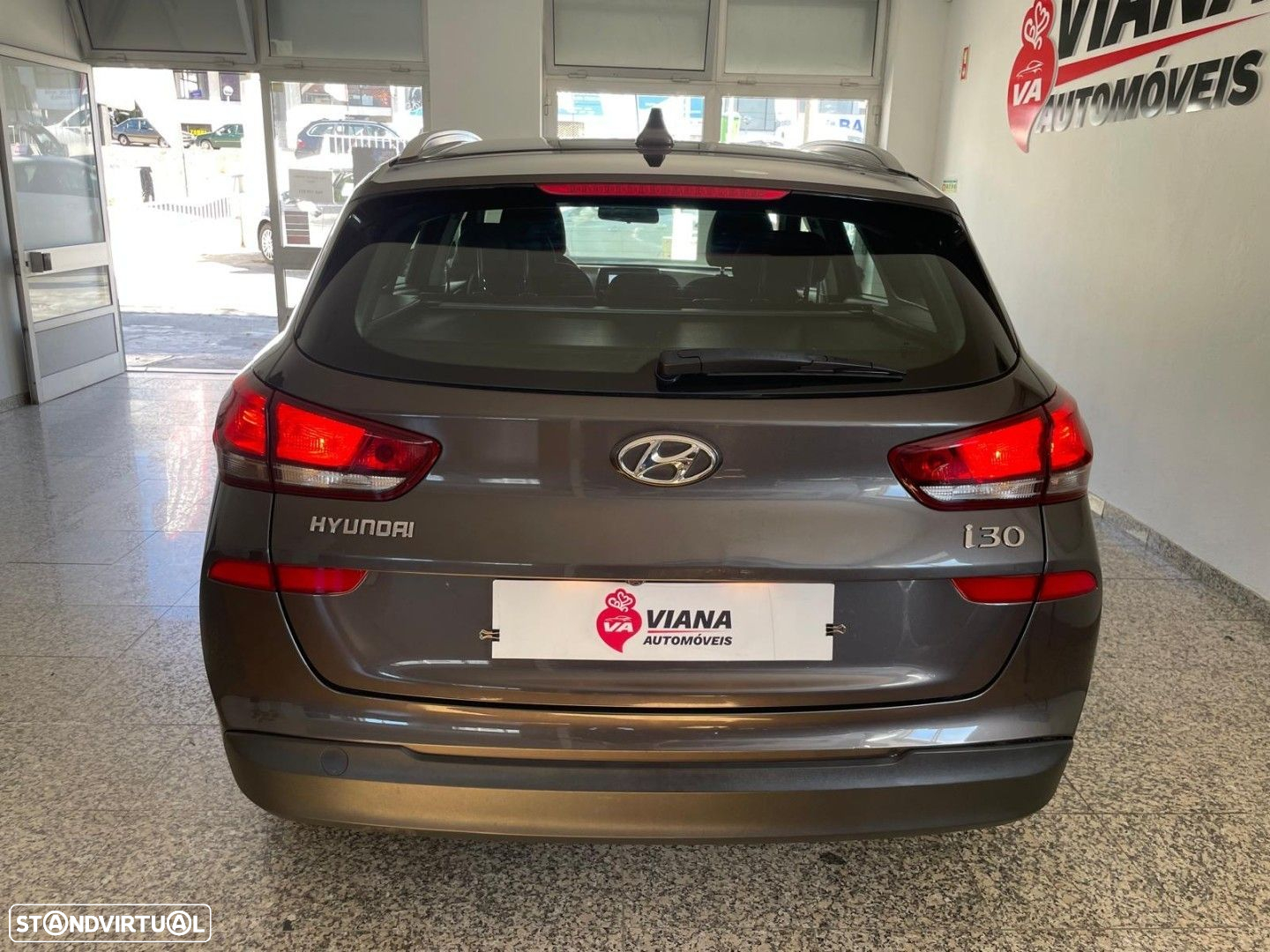 Hyundai i30 SW 1.6 CRDi Comfort+Navi - 4