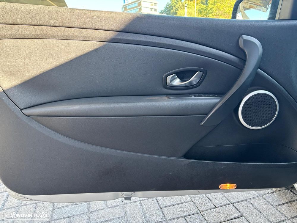 Renault Mégane Coupe 1.5 dCi Dynamique - 18