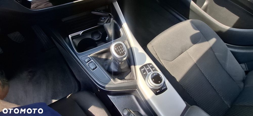 BMW Seria 1 116i Edition Metropolitan - 13