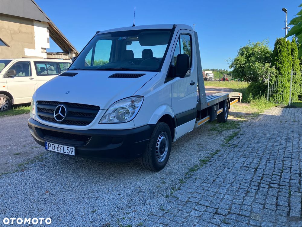 Mercedes-Benz Sprinter - 1