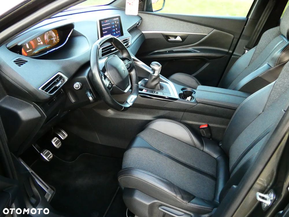 Peugeot 3008 1.5 BlueHDi Allure S&S - 13