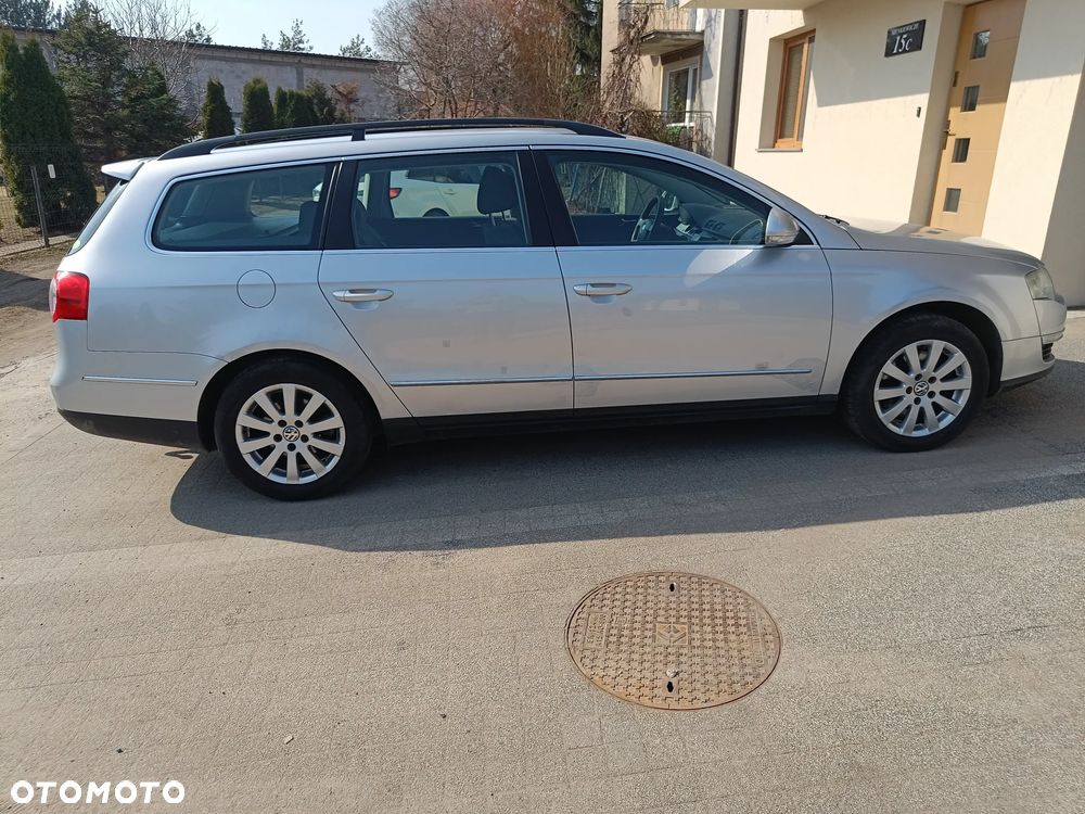 Volkswagen Passat 1.9 TDI Comfortline - 27