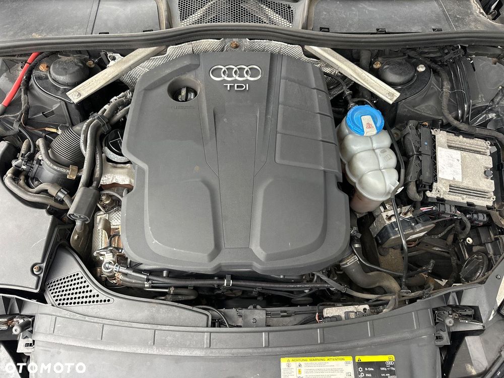 Audi A4 Avant 2.0 TDI - 9