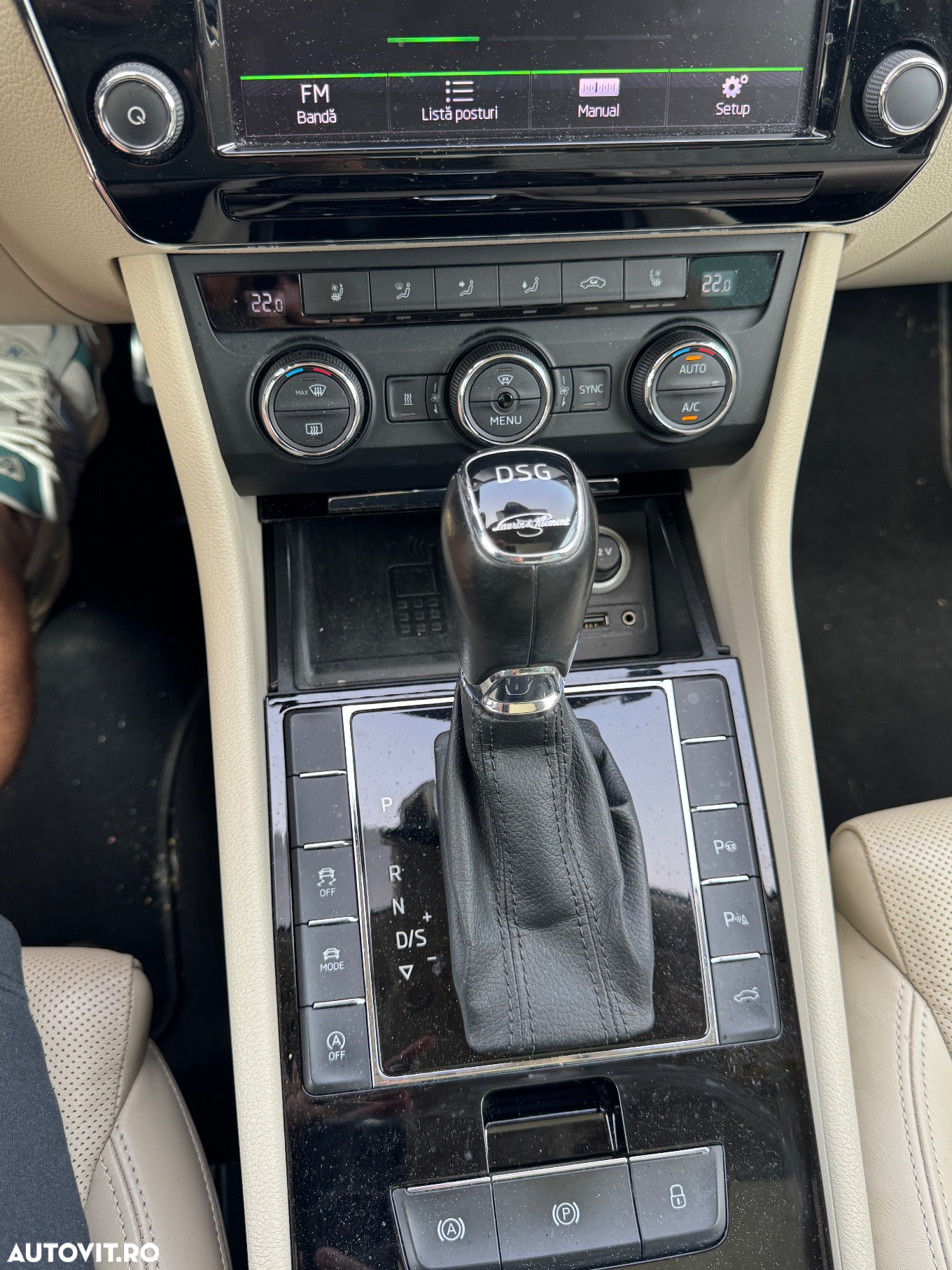 Skoda Superb 2.0 TDI DSG Laurin & Klement - 4