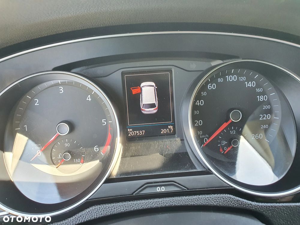 Volkswagen Passat 2.0 TDI SCR DSG Highline - 16