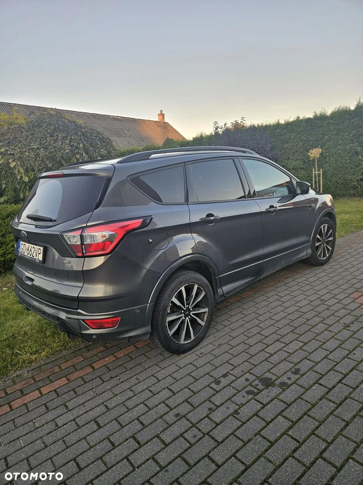 Ford Kuga 2.0 TDCi AWD ST-Line - 24