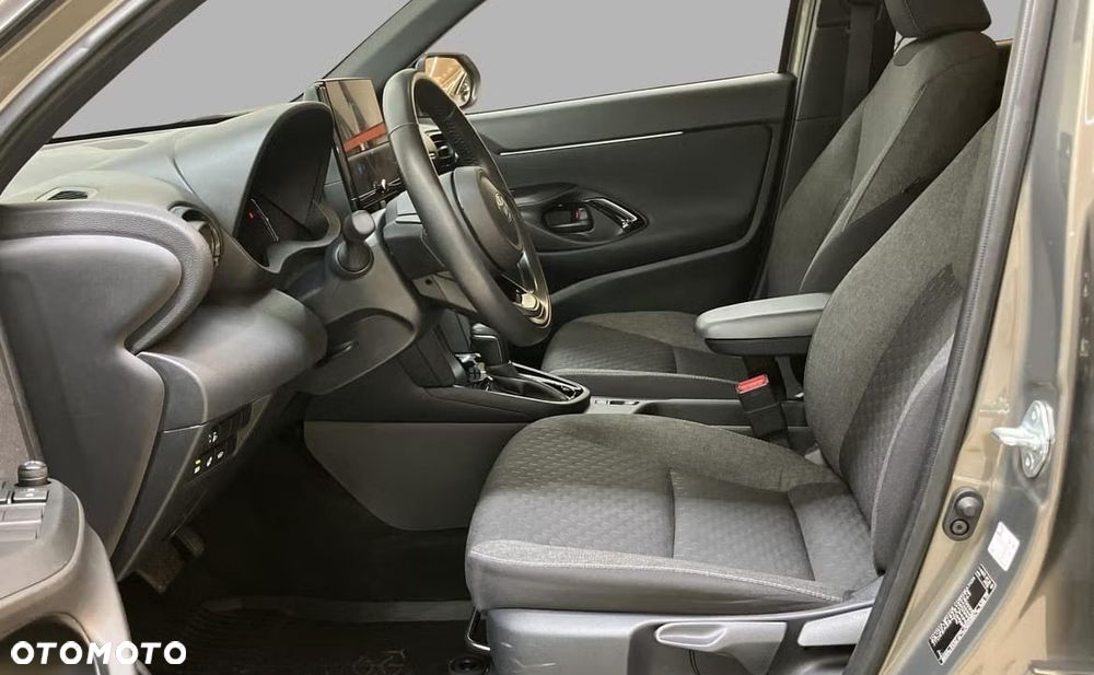 Toyota Yaris Cross Hybrid 1.5 Active - 13