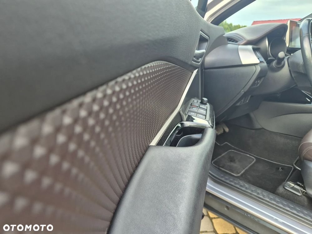 Toyota C-HR 1.8 Hybrid Prestige - 16