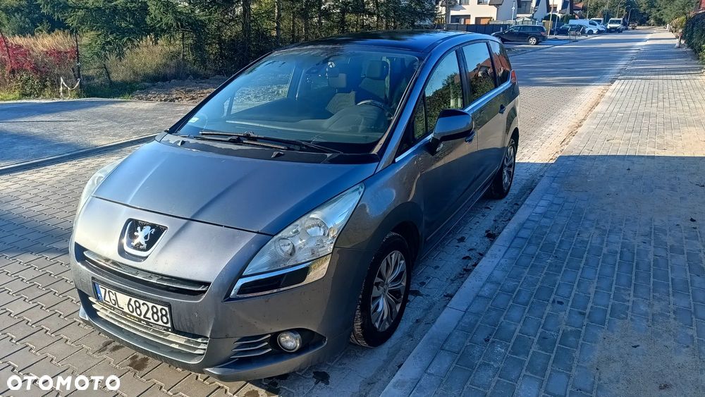 Peugeot 5008 - 3
