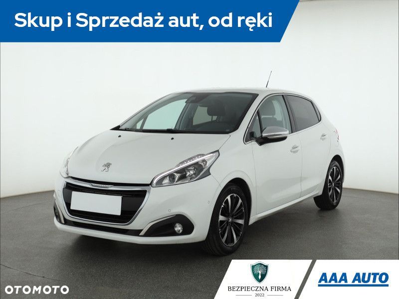 Peugeot 208 - 3