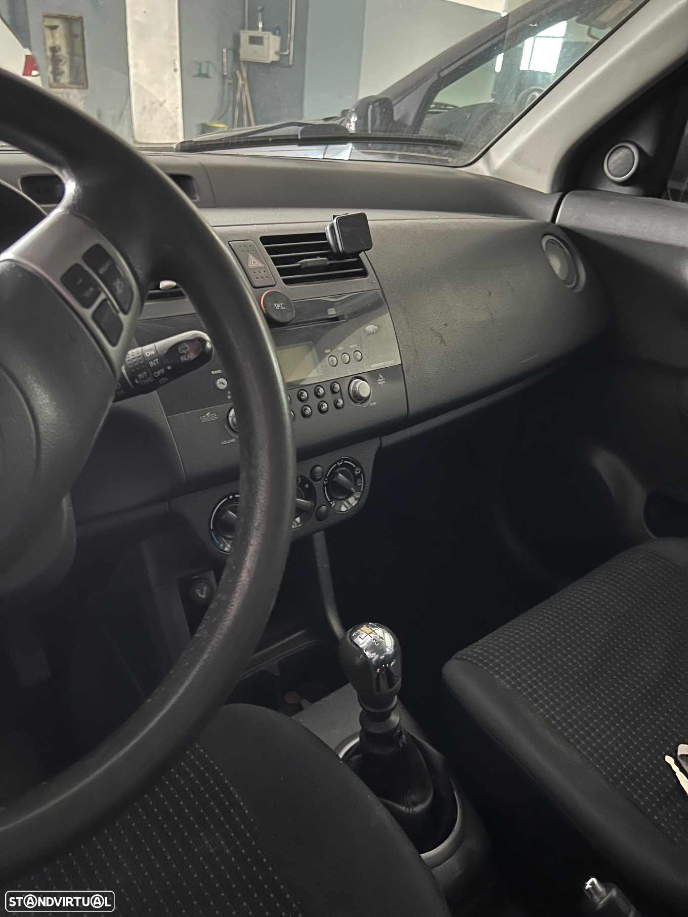 Suzuki Swift 1.3 DDiS GL - 7