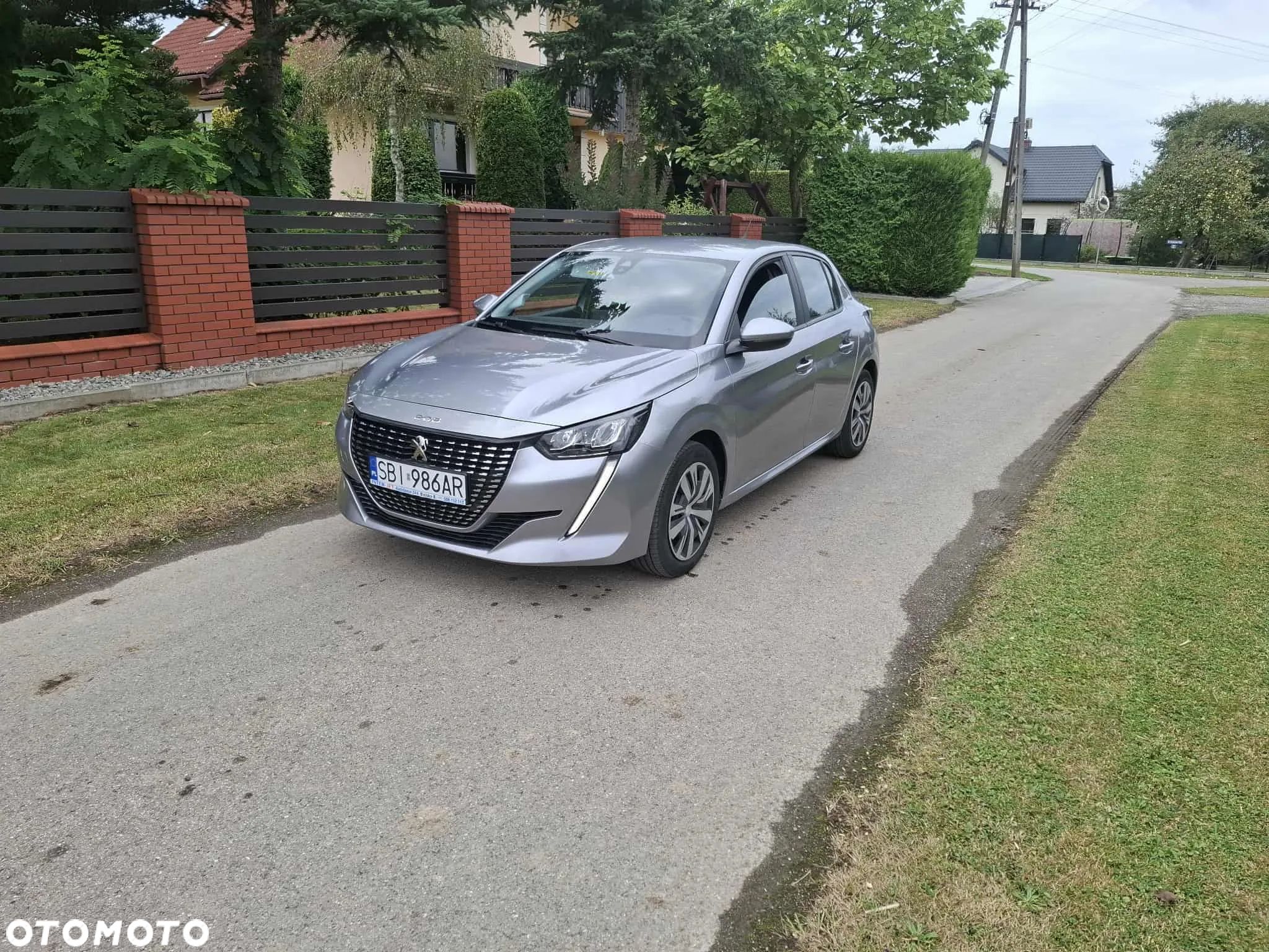 Peugeot 208 PureTech 75 Allure - 1