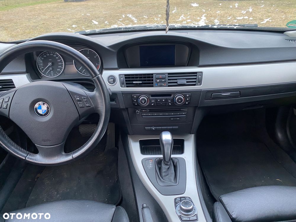 BMW Seria 3 320d DPF - 6