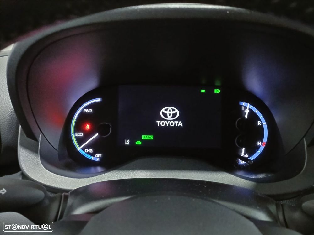 Toyota Yaris Cross 1.5 HDF Comfort Plus - 14