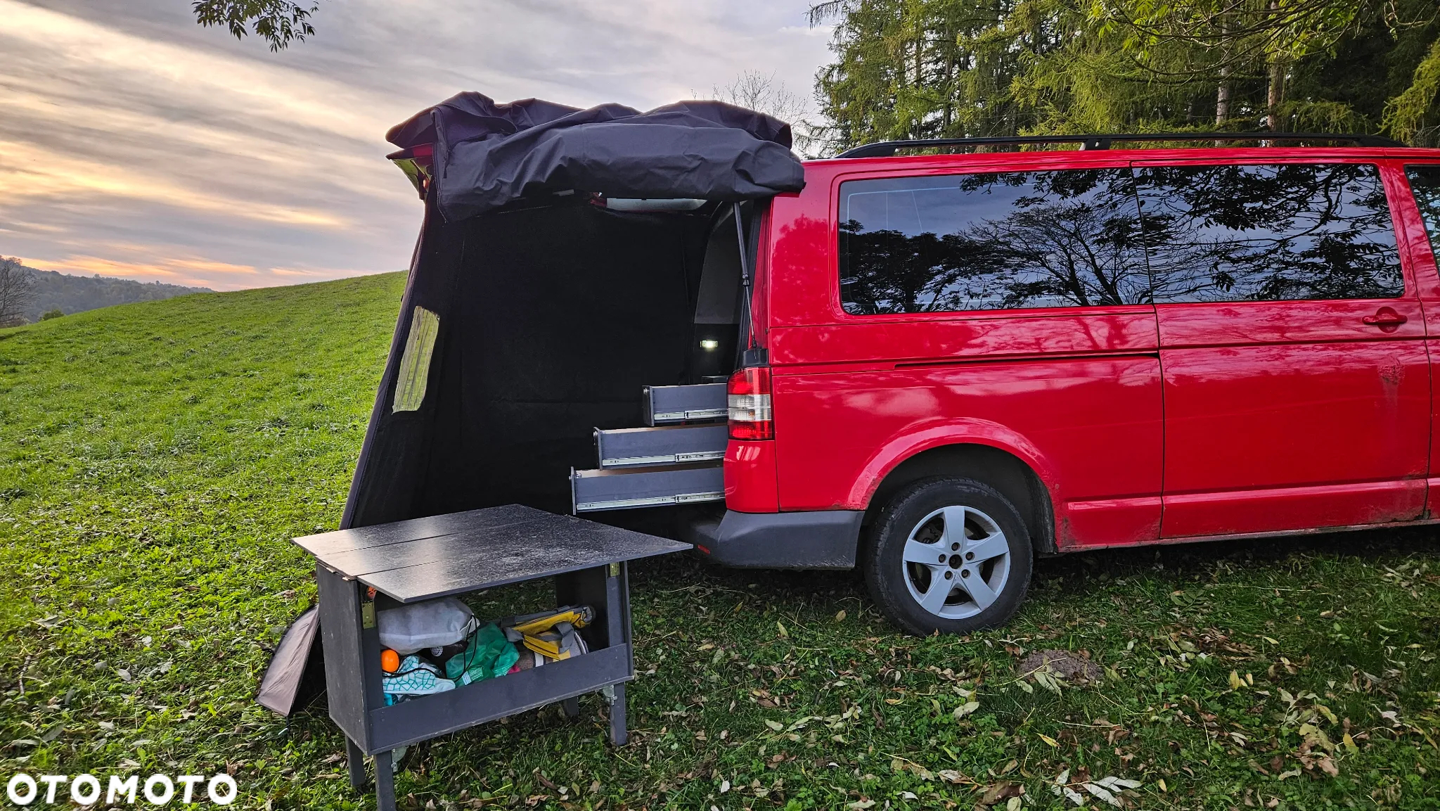 Volkswagen Caravelle - 2