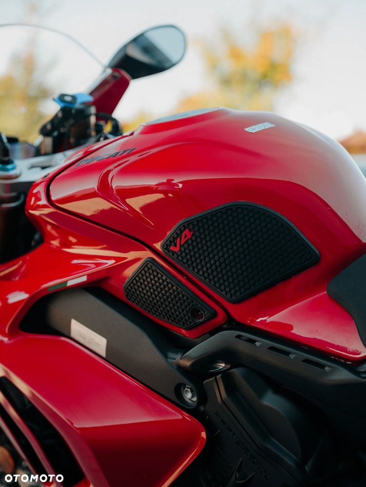 Ducati Panigale V4S - 21