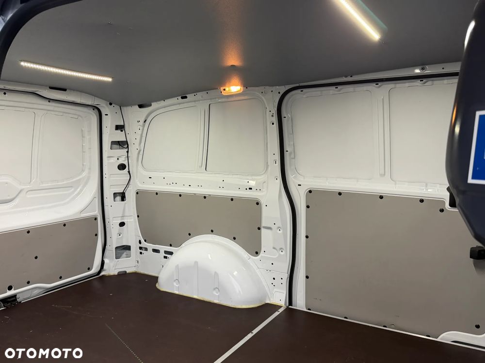 Mercedes-Benz Vito Long - 18