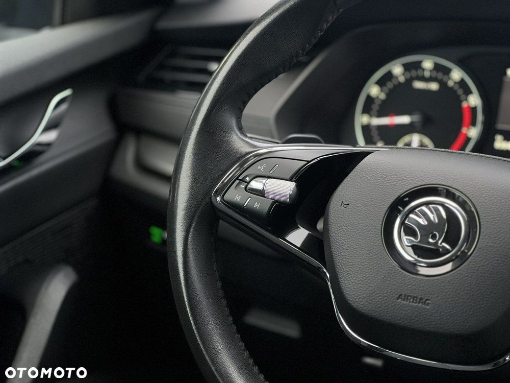 Skoda Octavia 1.0 TSI e-Tec Ambition DSG - 32