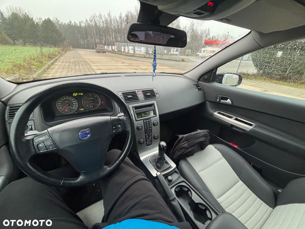 Volvo C30 2.0D Momentum - 18