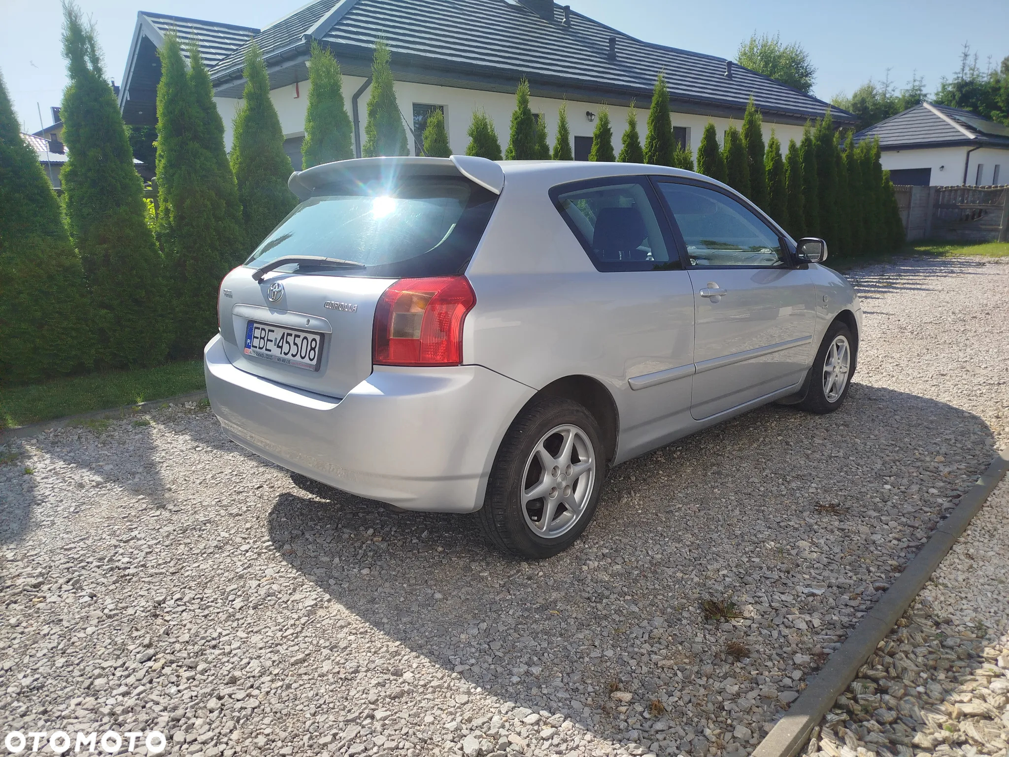 Toyota Corolla 1.6 VVT-i Sol - 3