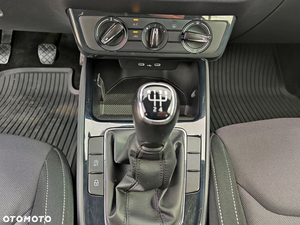 Skoda Fabia 1.0 TSI Ambition - 16