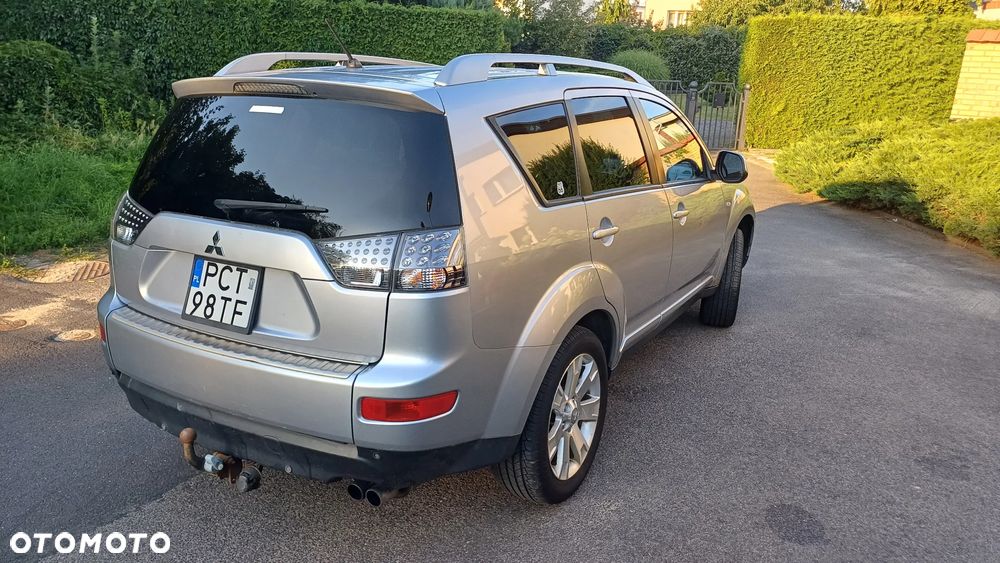 Mitsubishi Outlander 2.0 DID Instyle - 12