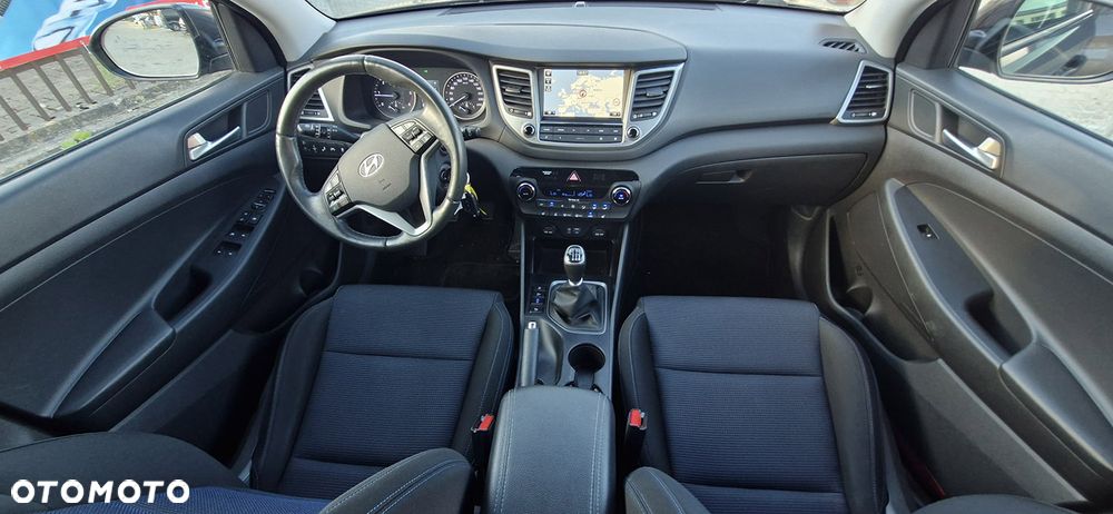Hyundai Tucson 1.7 CRDI BlueDrive Comfort 2WD - 9