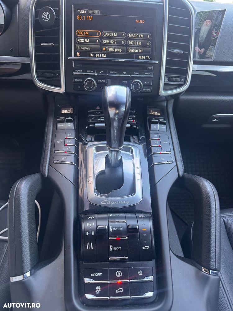 Porsche Cayenne 3.0TD TipTronic - 7