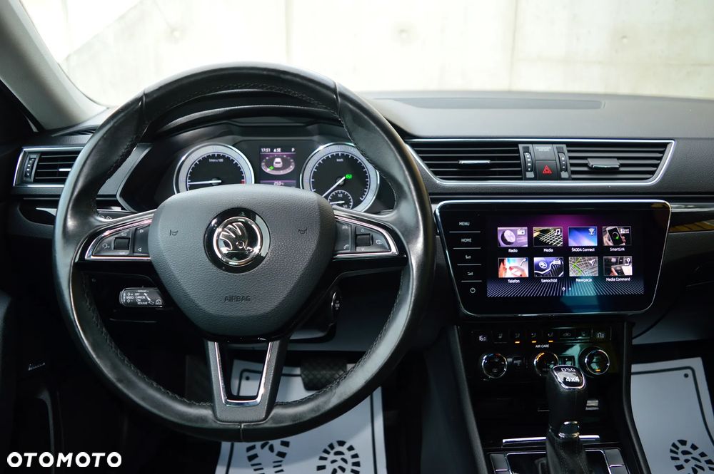 Skoda Superb 2.0 TDI 4x4 DSG L&K - 16