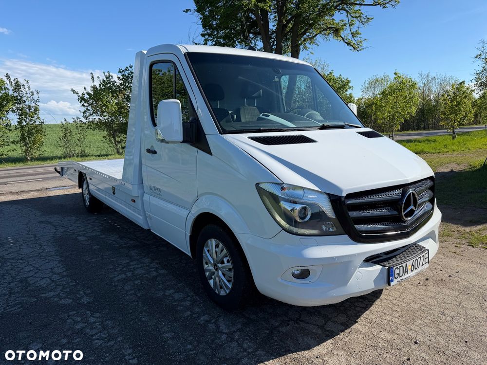 Mercedes-Benz Sprinter - 28