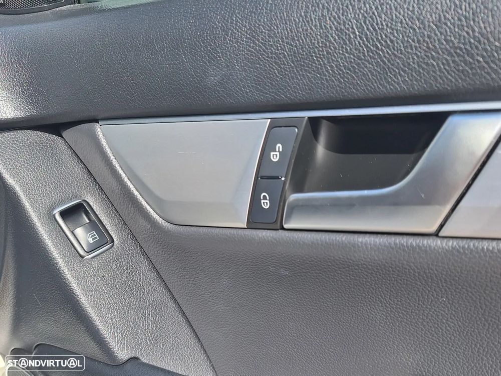 Mercedes-Benz C 220 CDI Avantgarde Edition - 15